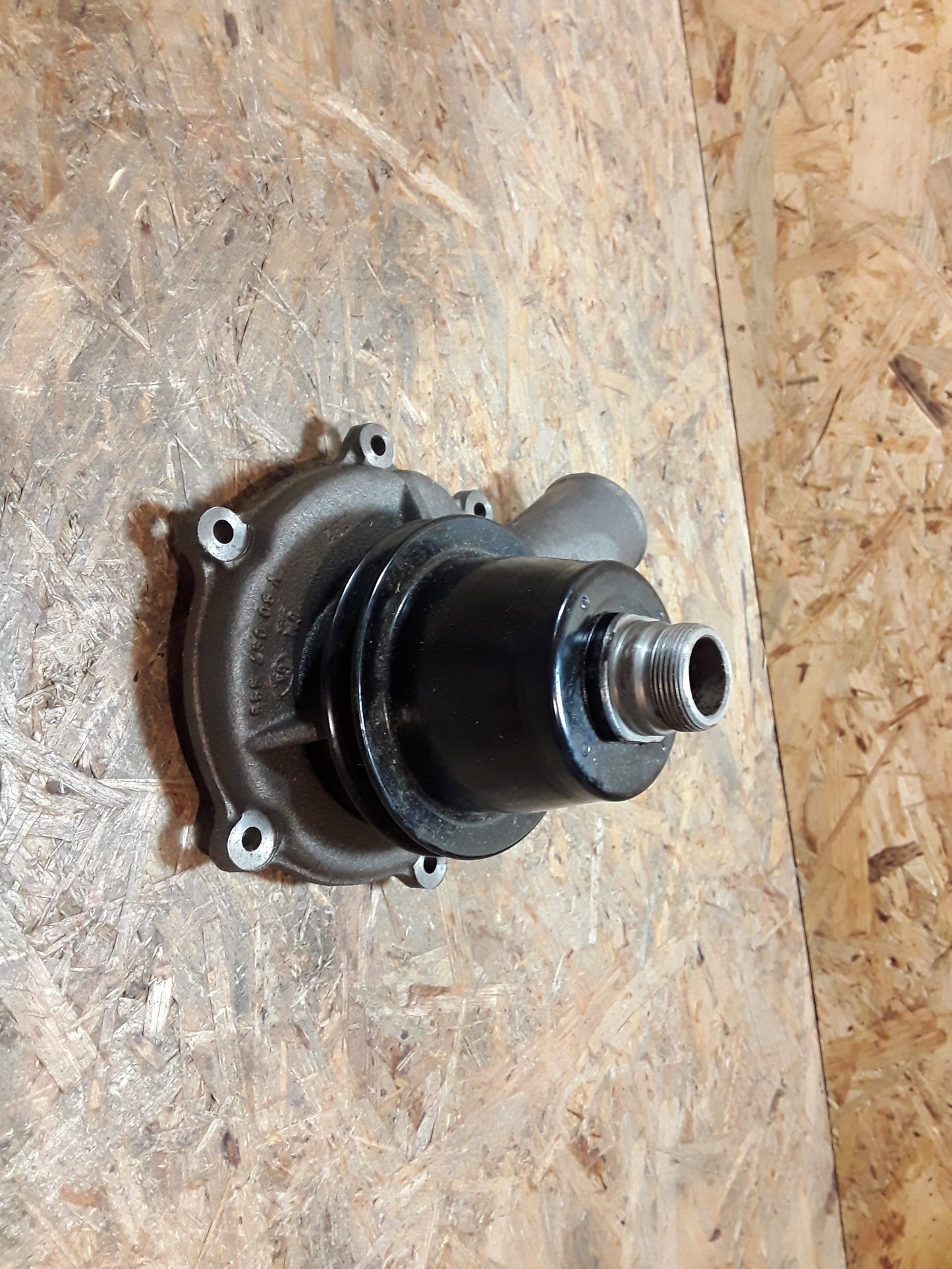 Rekord E Monza A Senator A Wasserpumpe original GM Opel NEU