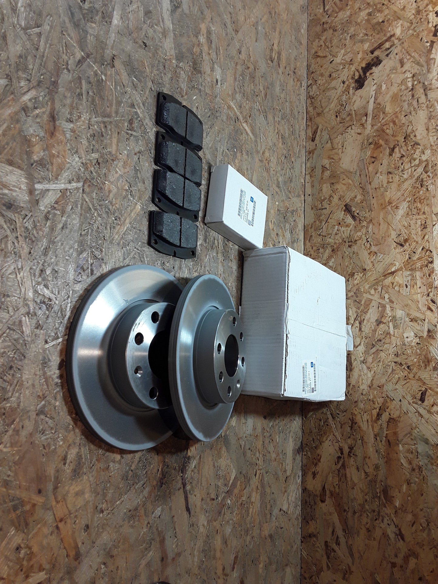 Vectra A Scheibenbremsen 1Satz + Beläge vorne original GM Opel NEU