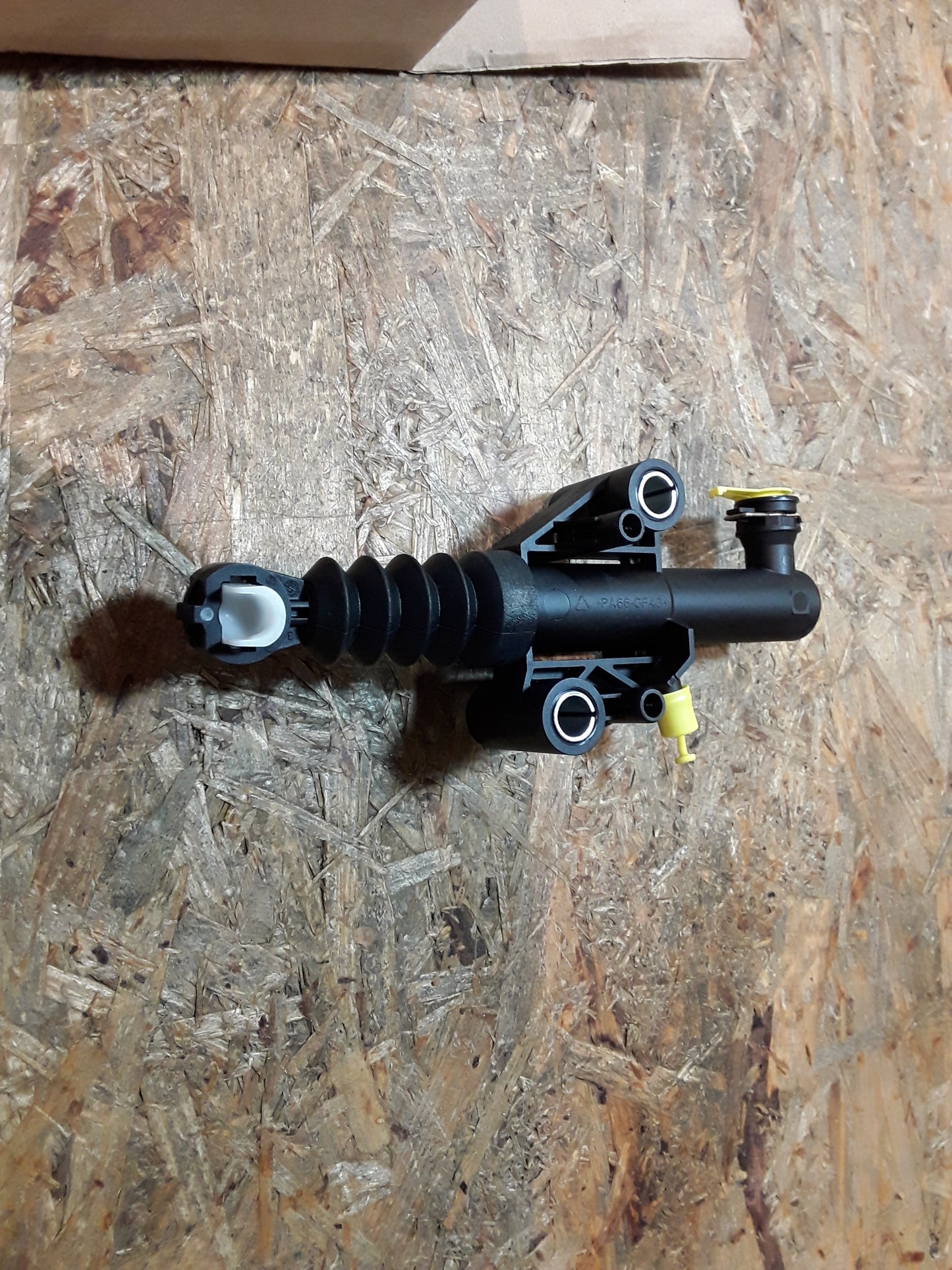 Vivaro B Kupplungsgeberzylinder original GM Opel NEU