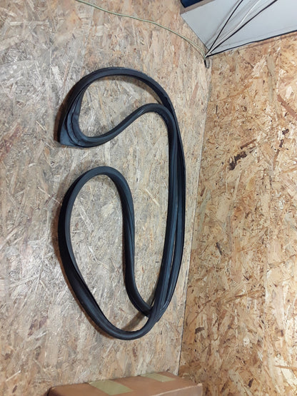 Kadett D Caravan Dichtung Heckscheibe original GM Opel NEU