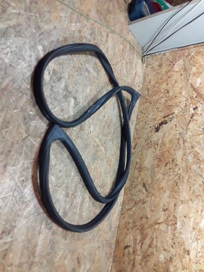 Kadett D Caravan Dichtung Heckscheibe original GM Opel NEU