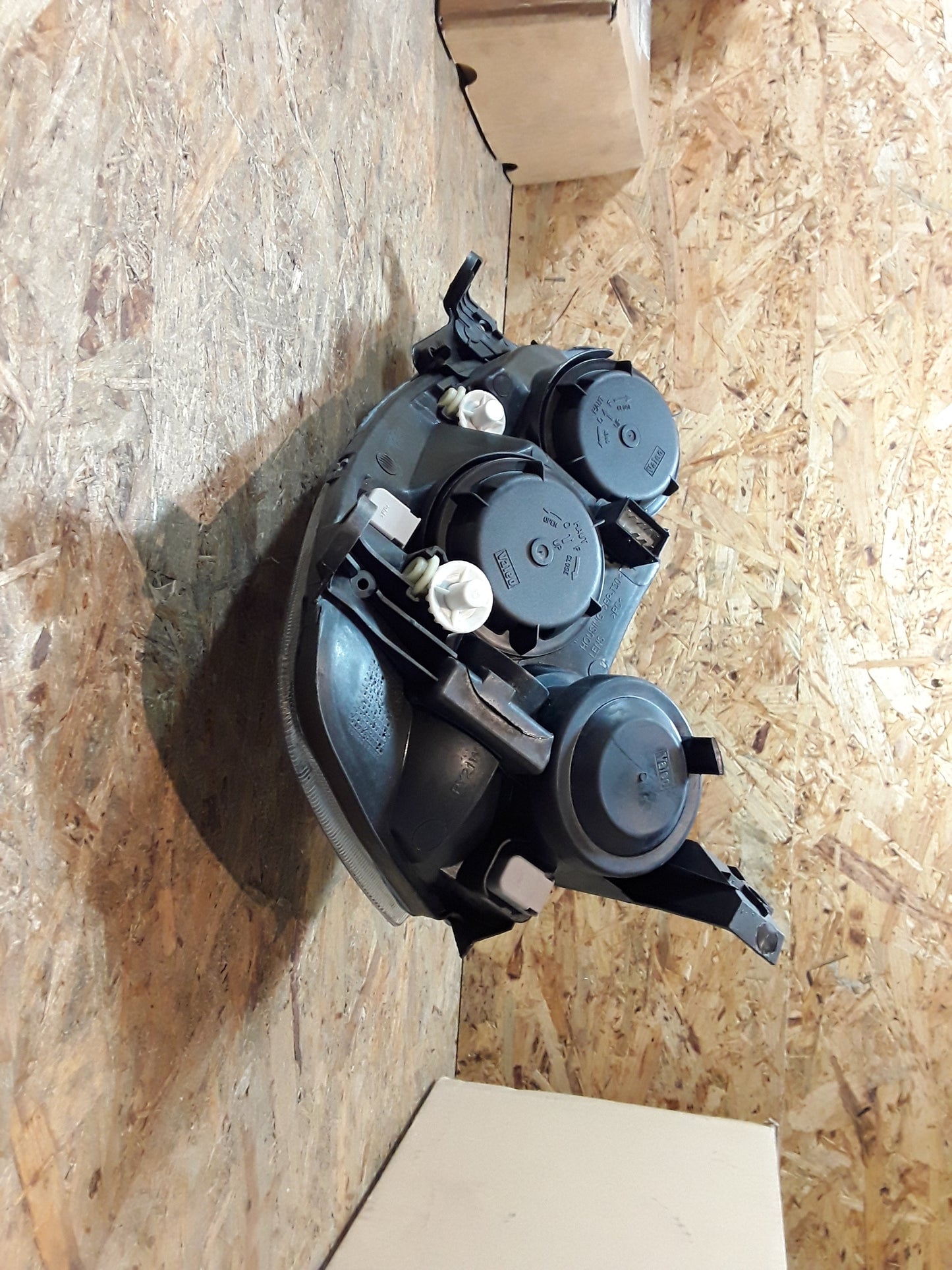 Corsa C Scheinwerfer links original GM Opel NEU