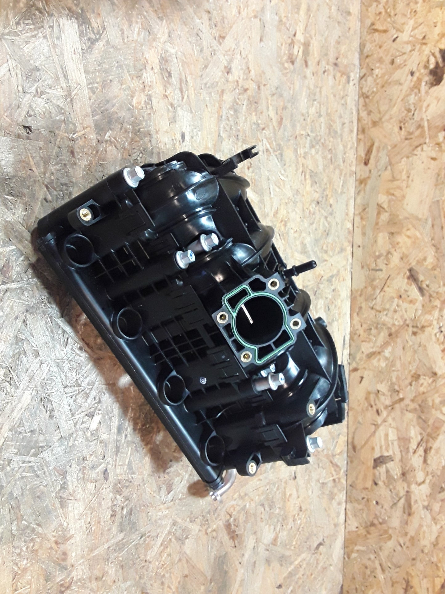 Corsa B Astra G 1,2 X12XE 16V 65PS 48KW Ansaugbrücke Ansaugkrümmer original GM Opel NEU