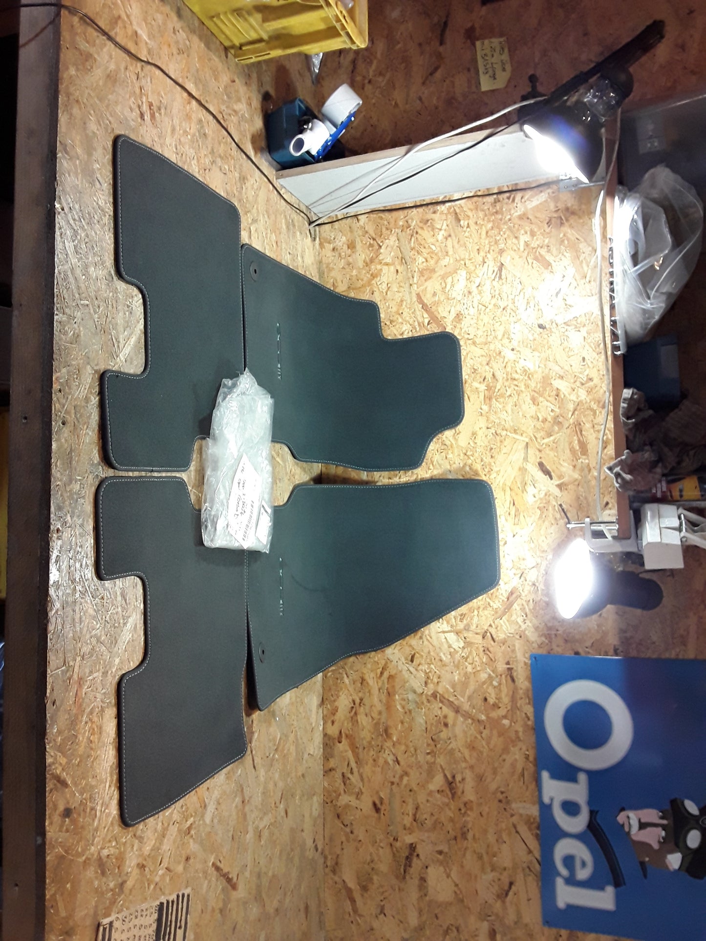 Corsa D Teppichsatz original GM Opel NEU