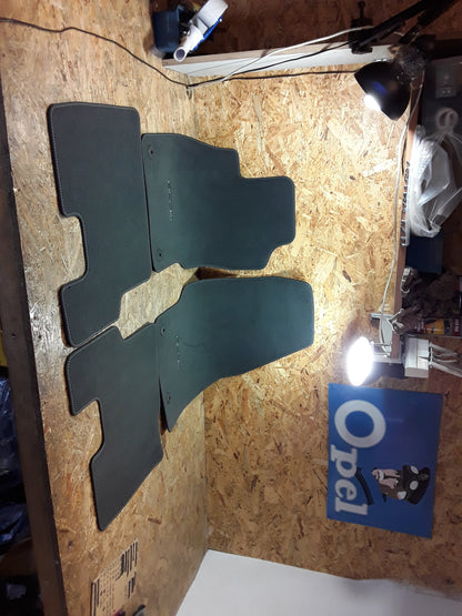 Corsa D Teppichsatz original GM Opel NEU