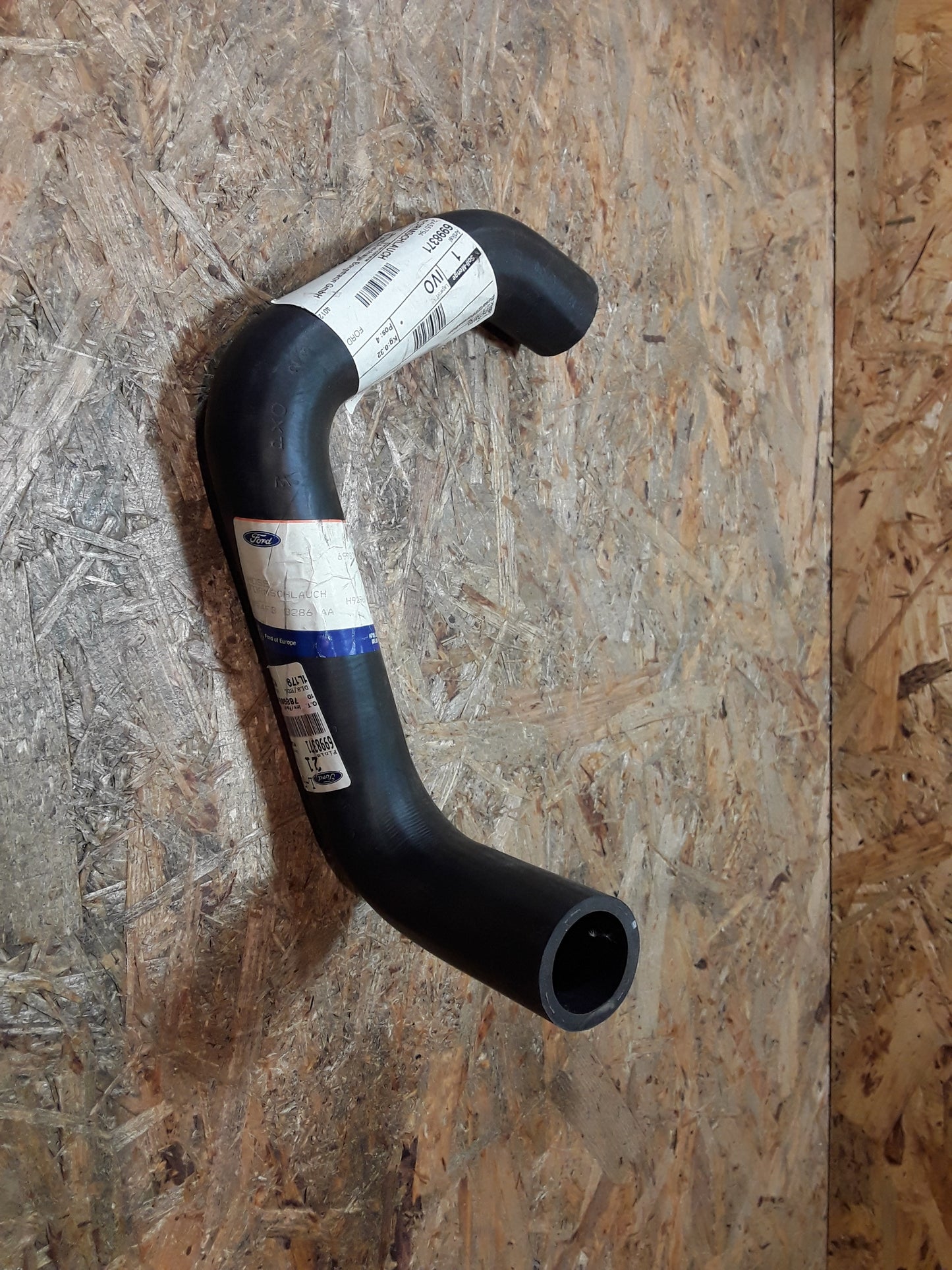 Ford Fiesta 94-96 1,3 Schlauch an Klimaanlage original GM Opel NEU