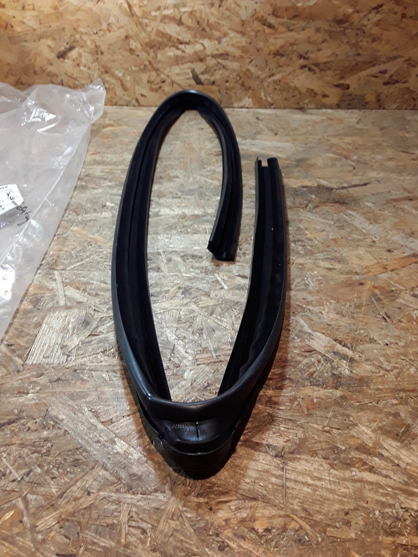 Corsa D Dichtung Fensterrahmen original GM Opel NEU