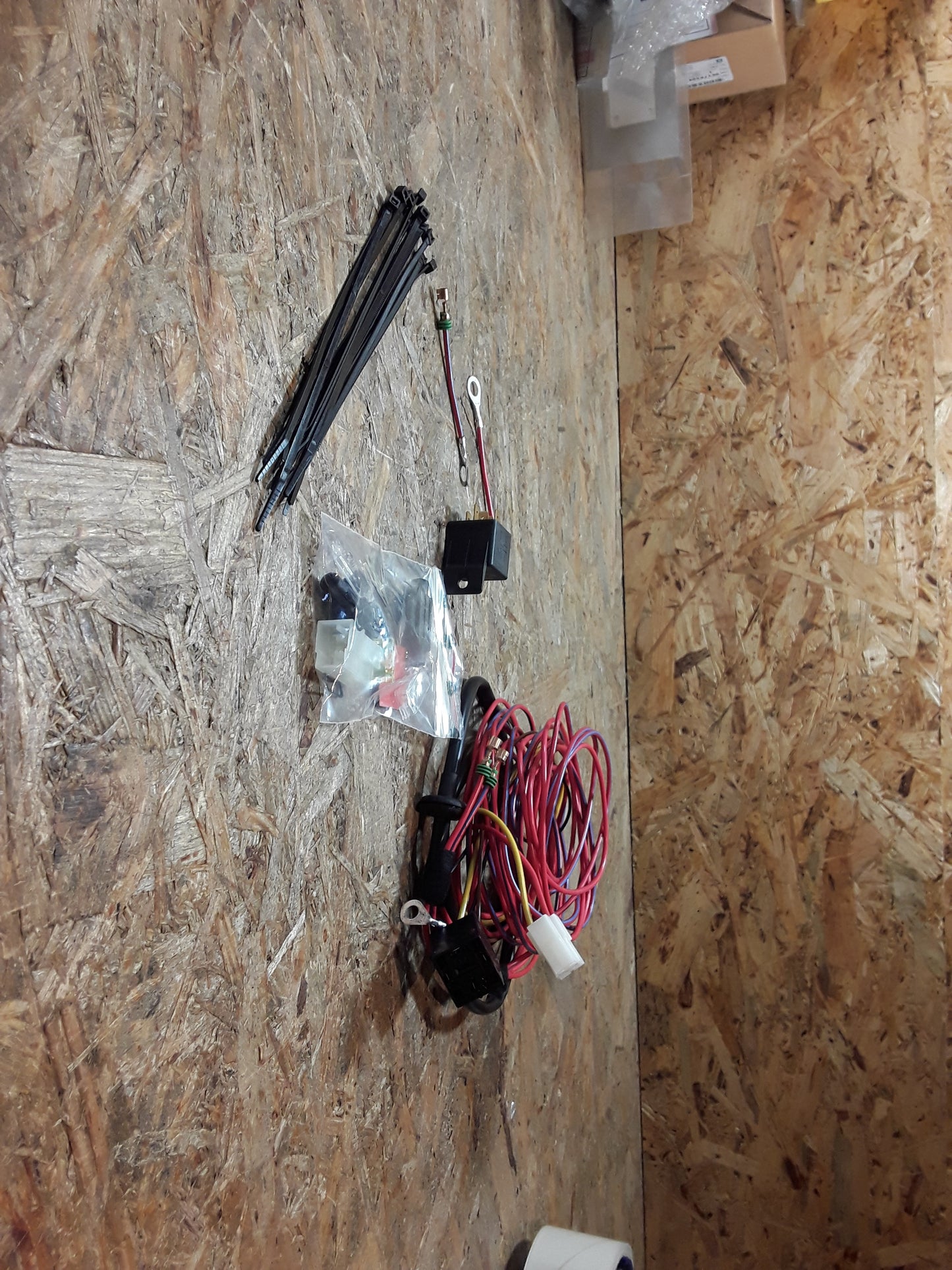 Meriva B E-Satz AHK original GM Opel NEU