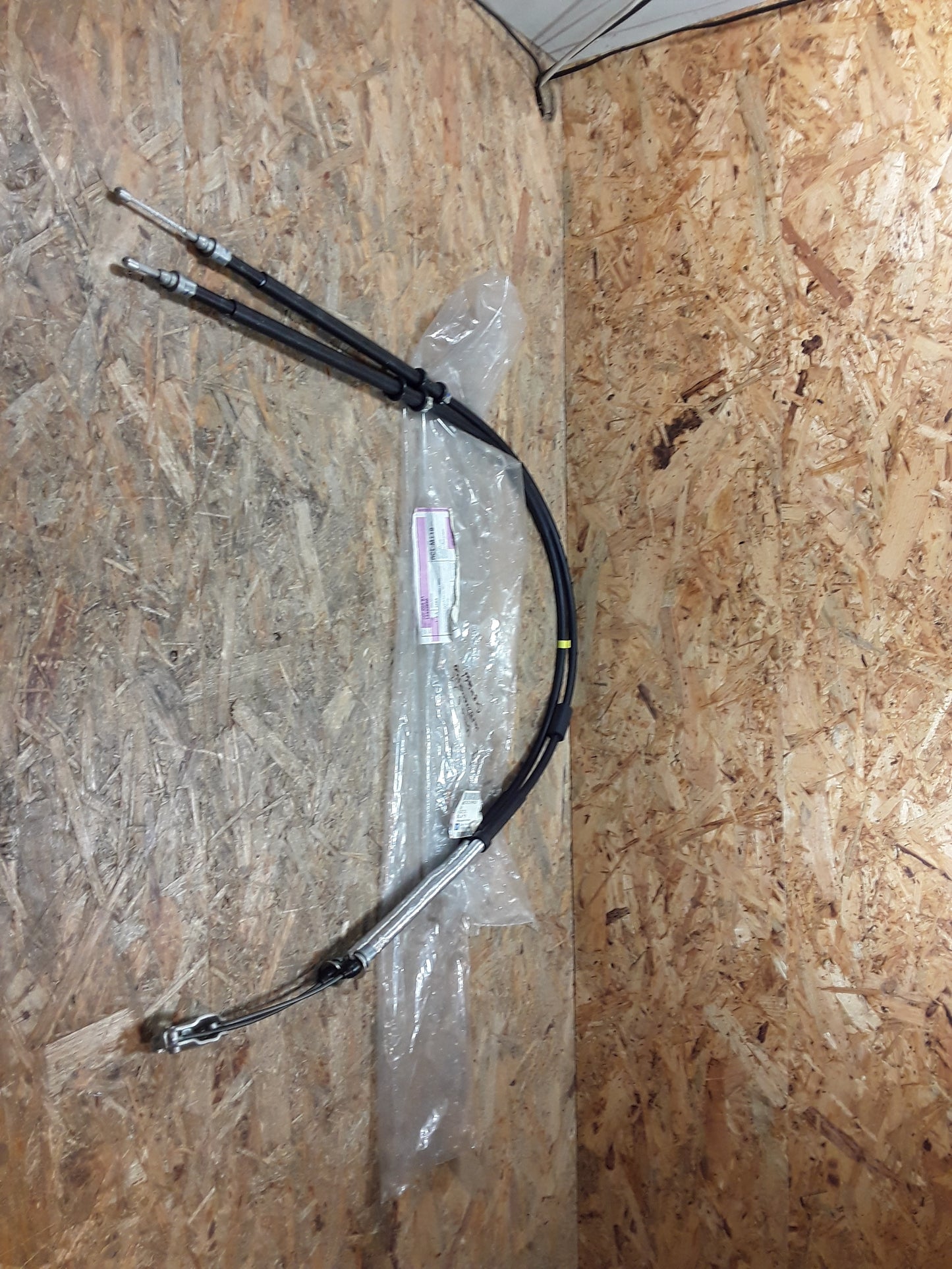 Corsa D 1,2 Handbremsseil Bowdenzug original GM Opel NEU