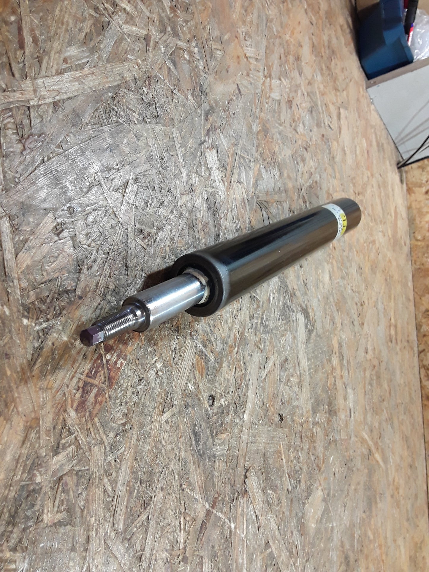 Astra F Stoßdämpfer original GM Opel NEU