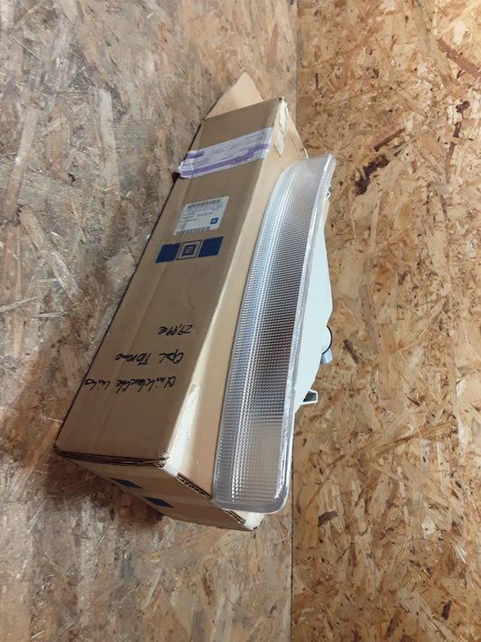 Movano Rückleuchte links original GM Opel NEU