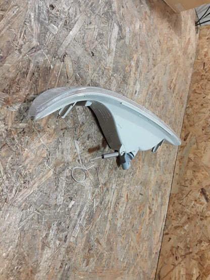 Movano Rückleuchte links original GM Opel NEU