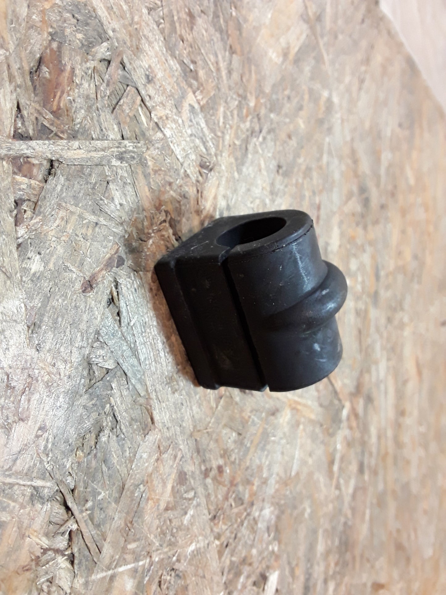 Chevrolet Nubira (J100) Stabilisator Lagerung vorne original GM Opel NEU