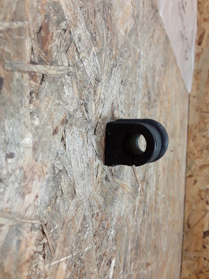 Chevrolet Nubira (J100) Stabilisator Lagerung vorne original GM Opel NEU