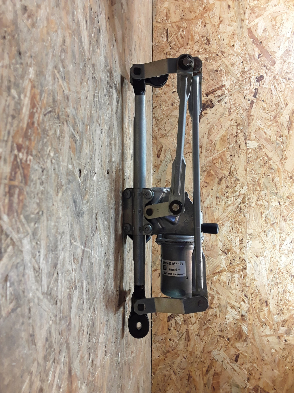Corsa D Wischermotor vorne original GM Opel NEU