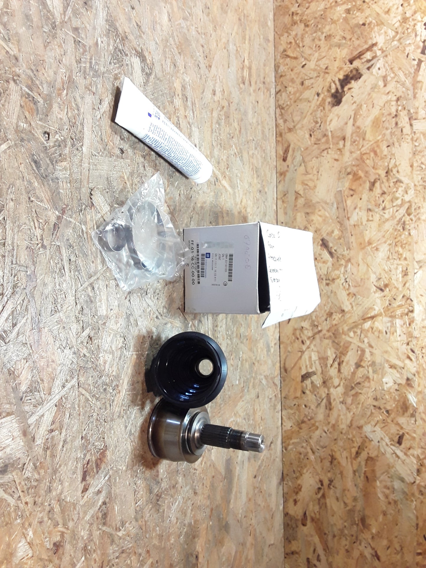 Corsa D Adam Antriebswelle Gelenksatz mit Faltenbalg original GM Opel NEU