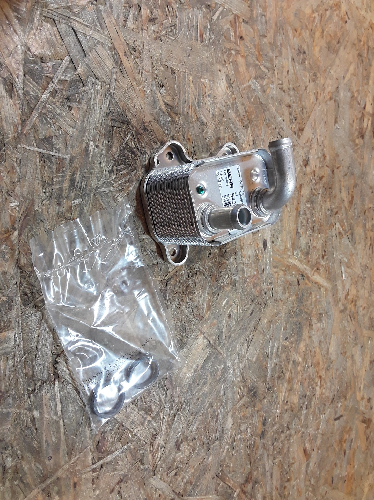 Astra Corsa Meriva 1,7 CDTi Ölkühler original GM Opel NEU