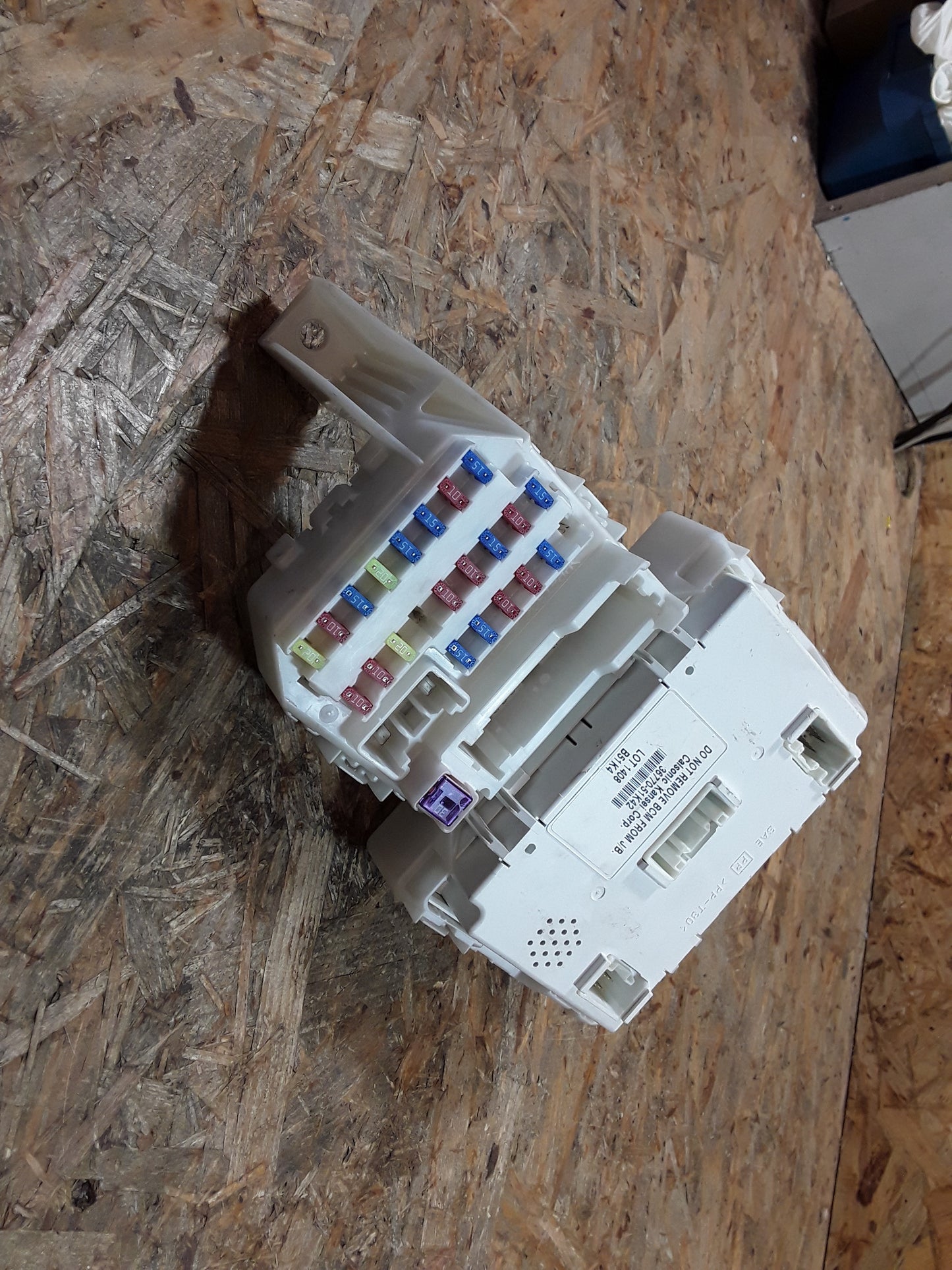 Agila B 1.0/1.2 Sicherungskasten original GM Opel NEU