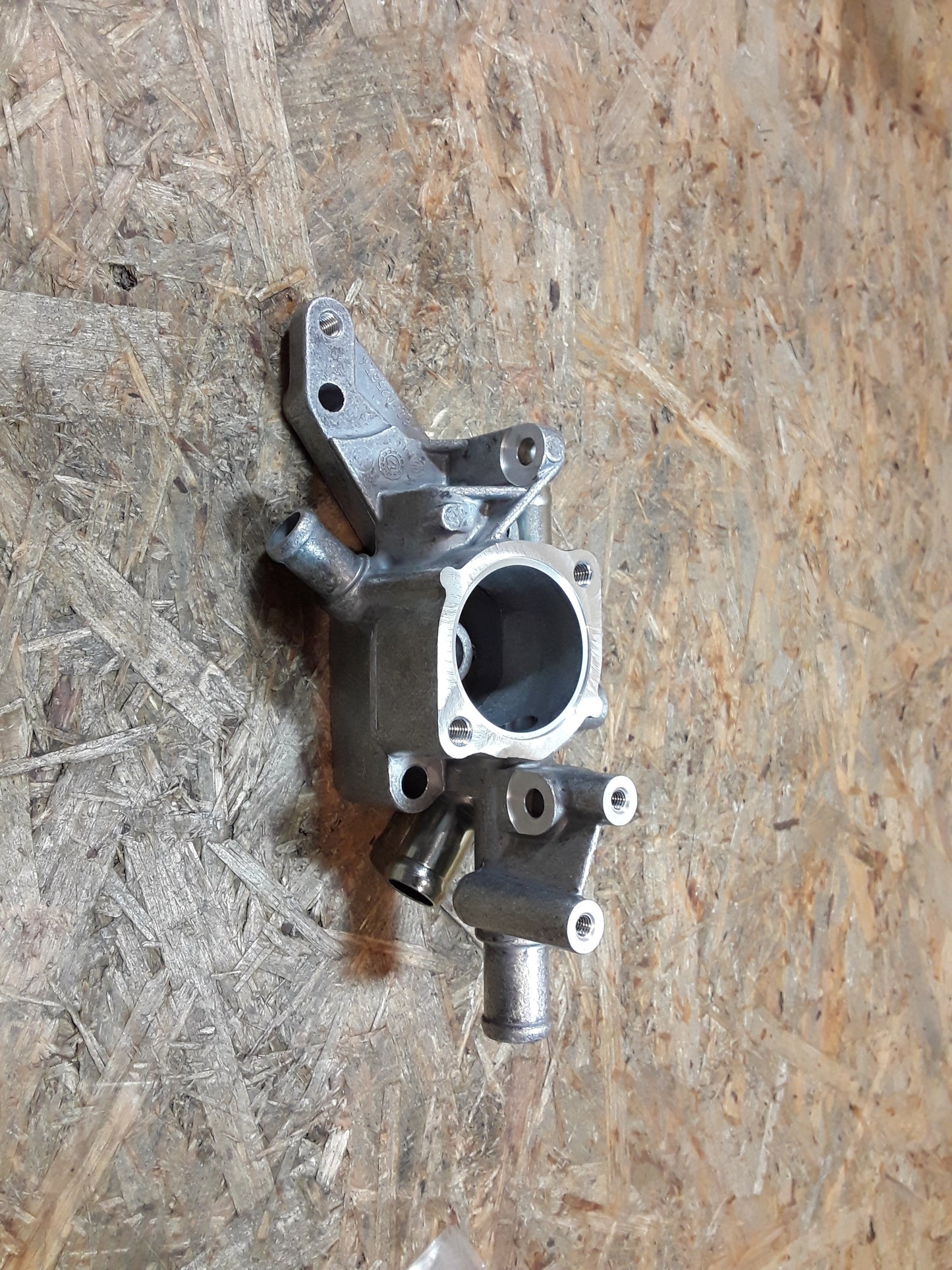 Astra H Meriva A (Motoren in der Beschreibung) Thermostatgehäuse original GM Opel NEU