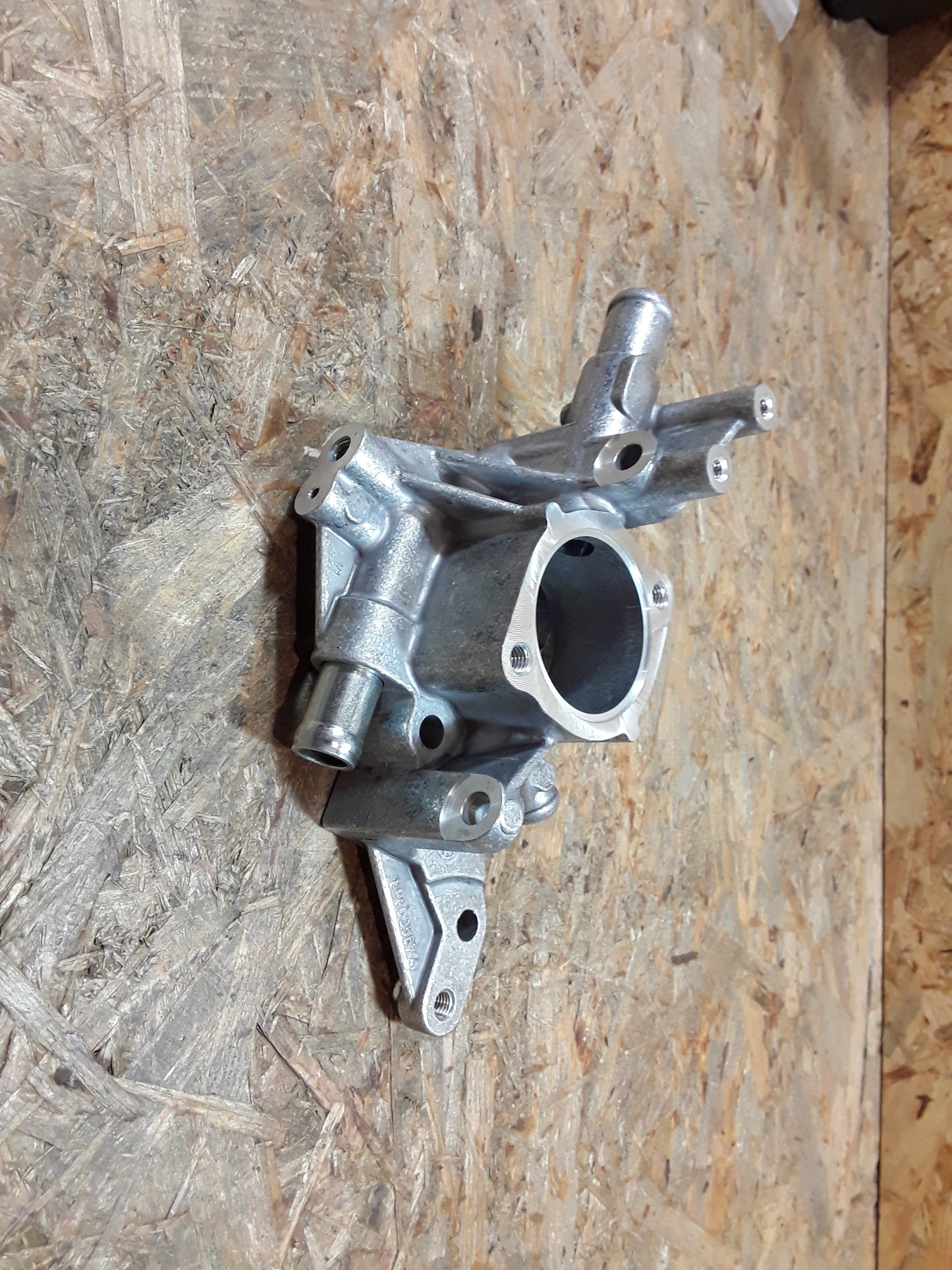 Astra H Meriva A (Motoren in der Beschreibung) Thermostatgehäuse original GM Opel NEU