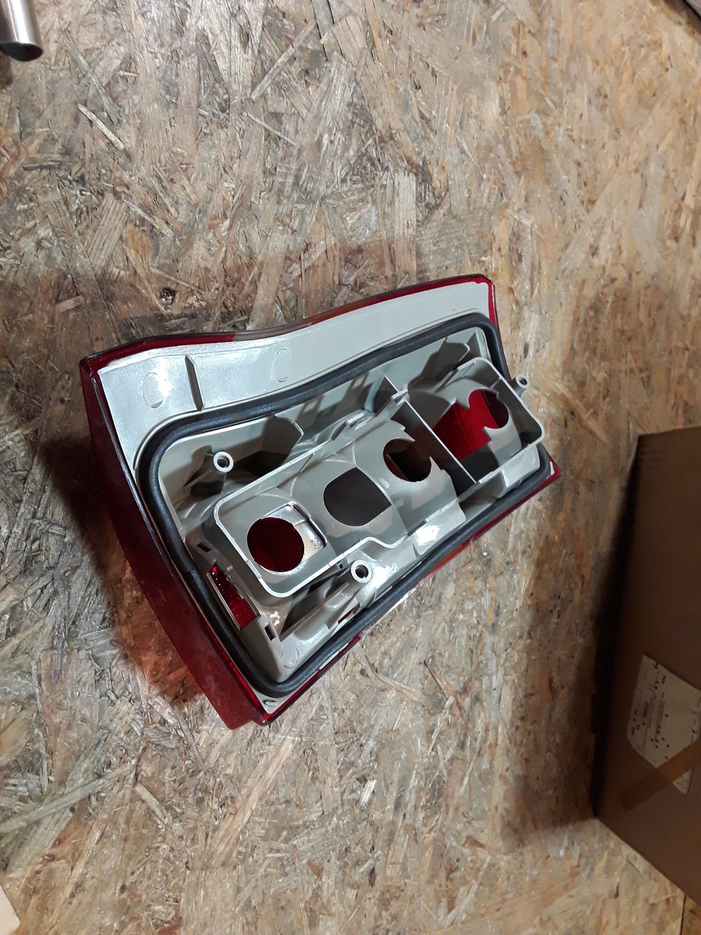 Astra F Caravan Heckleuchte rechts original GM Opel NEU