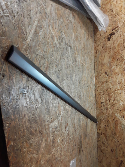 Hyundai Jonia Schutzzierleiste vorne links original Hyundai Opel NEU