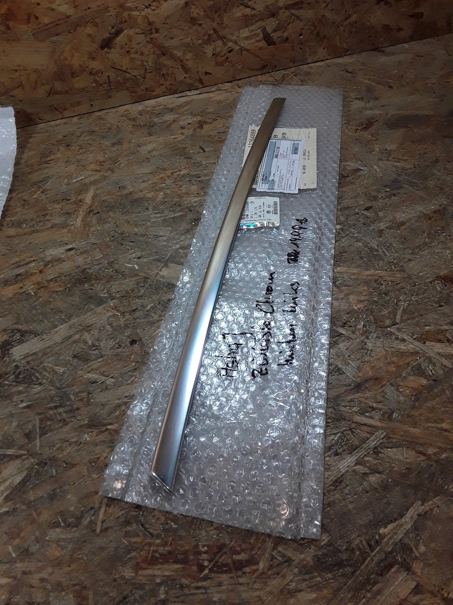 Astra J Zierleiste Chrom hinten links original GM Opel NEU