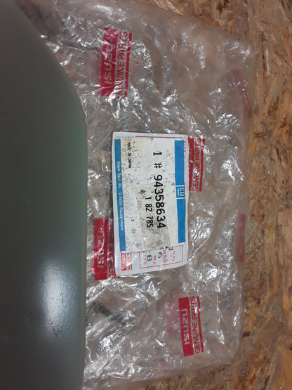 Monterey Benzinklappe original GM Opel NEU