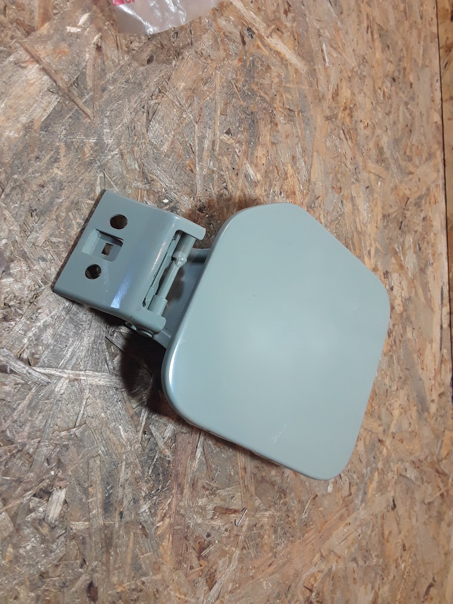 Monterey Benzinklappe original GM Opel NEU