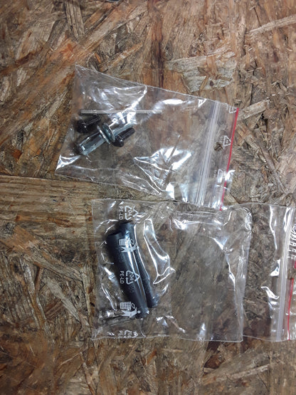 Astra J Andockstation Amaturenbrett Flexdock Basis für CD300/400/400+/NAVI600/NAVI900 original GM Opel NEU