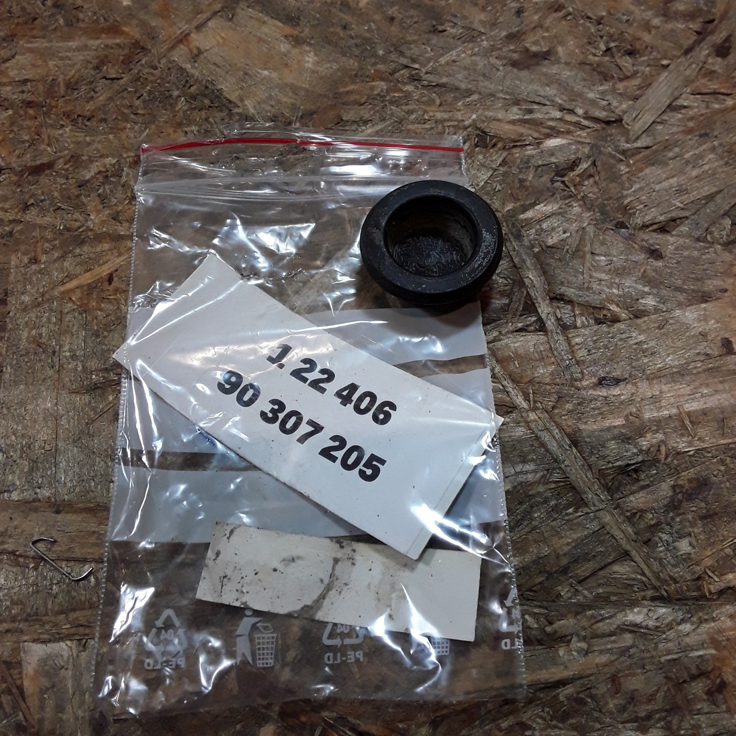 Vectra A Tülle Hebelöffnung original GM Opel NEU