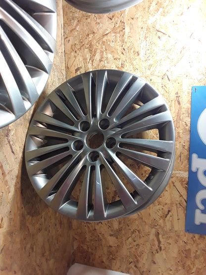 Meriva B Alufelgensatz 7x17 ET 35 titanglänzend original GM Opel NEU