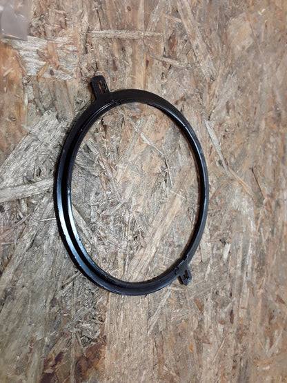 Omega B Abstandstück Kühlergitter original GM Opel NEU