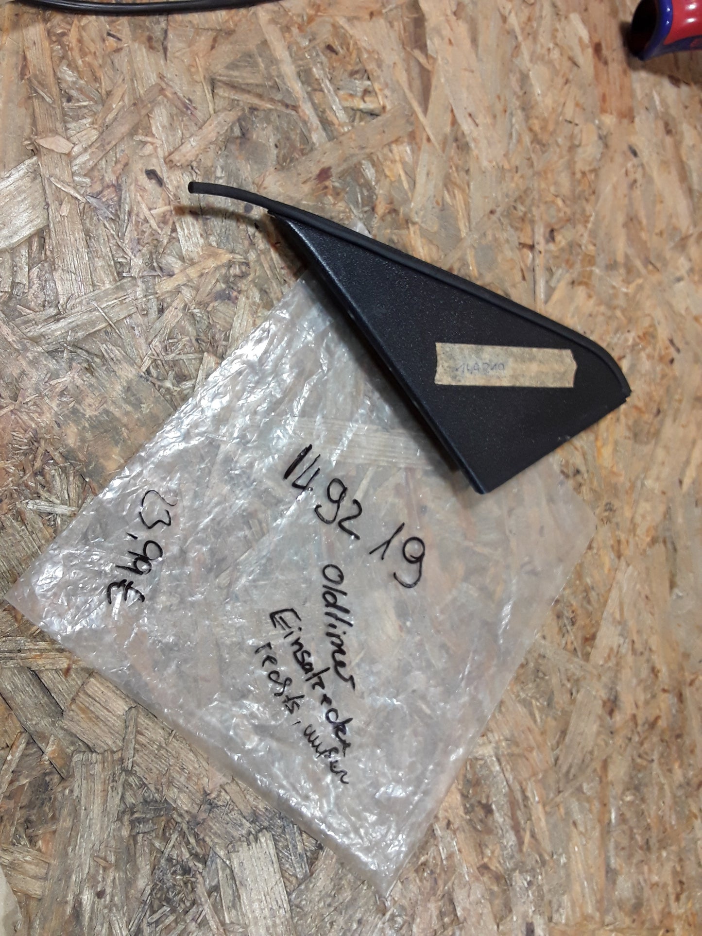 Opel Oldtimer Einsatzecke rechts außen original GM Opel NEU