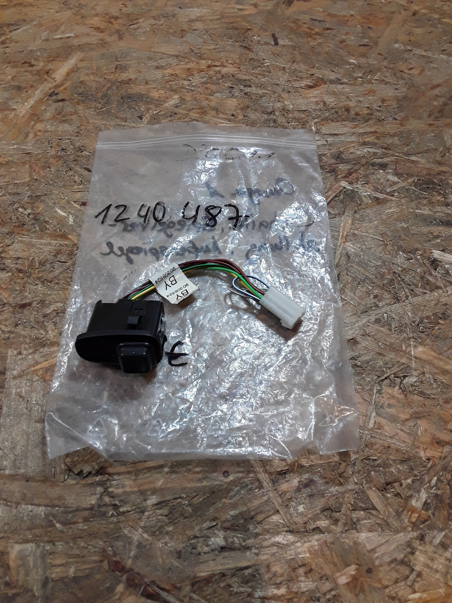 Omega A Schalter Spiegelverstellung Außenspiegel original GM Opel NEU