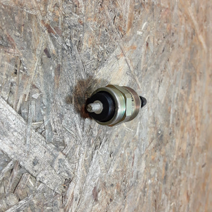 Arena Magnetventil Kraftstoffabschaltung an Kraftstoffeinspritzung original Bosch GM Opel NEU