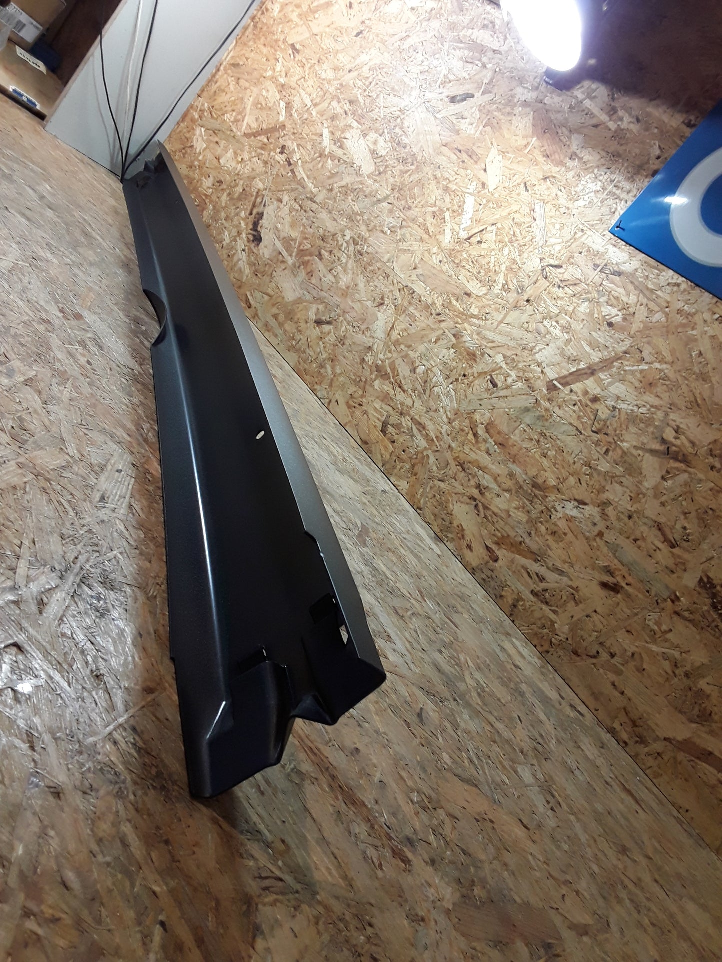 Ford Transit Bj 85-92 Stoßstange hinten original GM Opel NEU