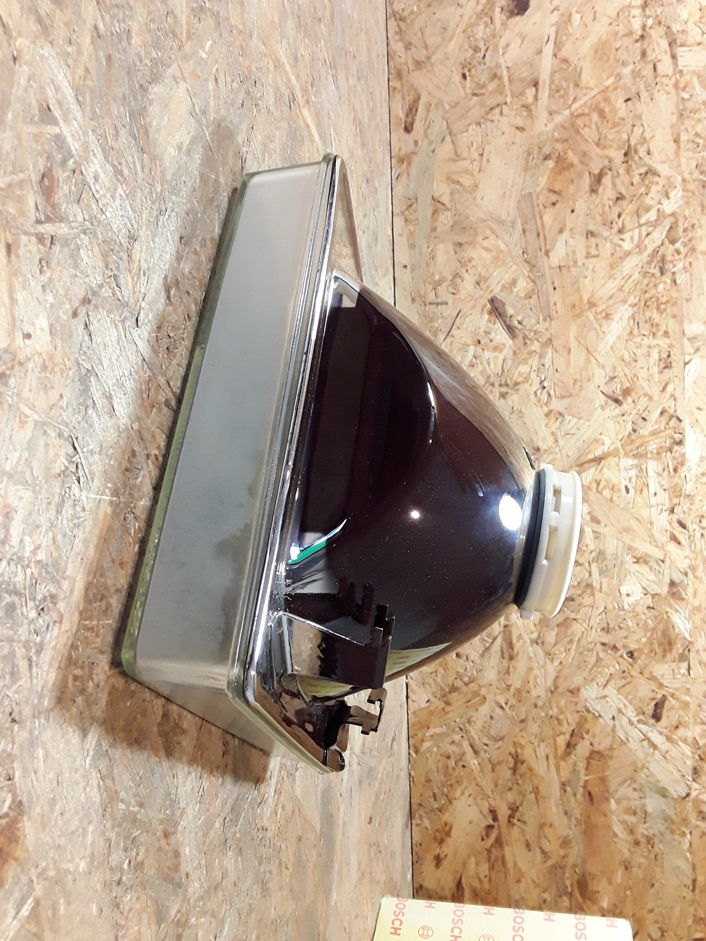 Kadett D Schrägheck 1,8GT/E Hauptscheinwerfer H4 rechts original Bosch NEU