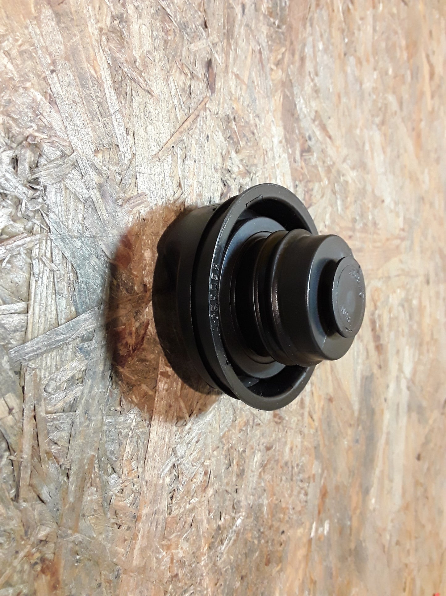 Astra Corsa Meriva Signum Tankdeckel Tankverschluss original GM Opel NEU