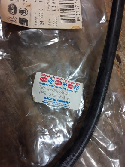 Golf 3 Unterdruckrohr mit Rückschlagventil für Bremskraftverstärker original VW NEU