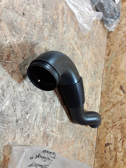 Frontera A 25DT  Schlauchbogen Luftreiniger an Turbolader original GM Opel NEU