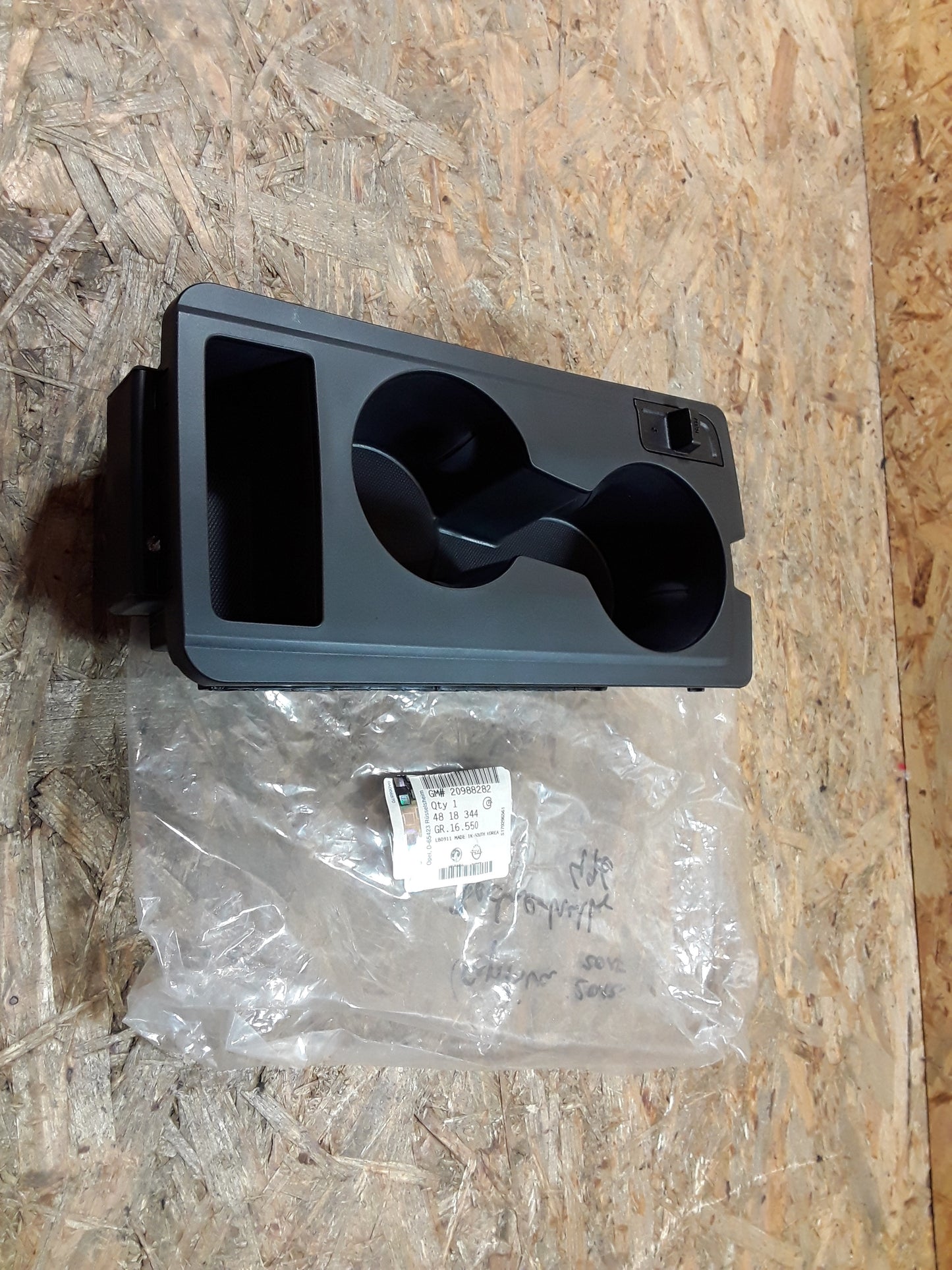 Captiva 2012 - 2015 Bj Becherhalter original GM Opel NEU