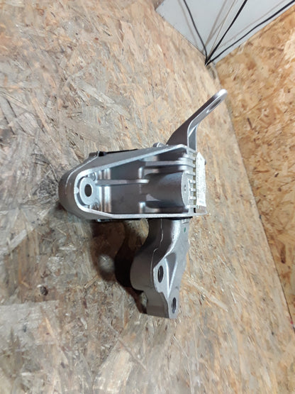 Astra J 1700 Diesel A17DFS(2010) Motorhalter original GM Opel NEU