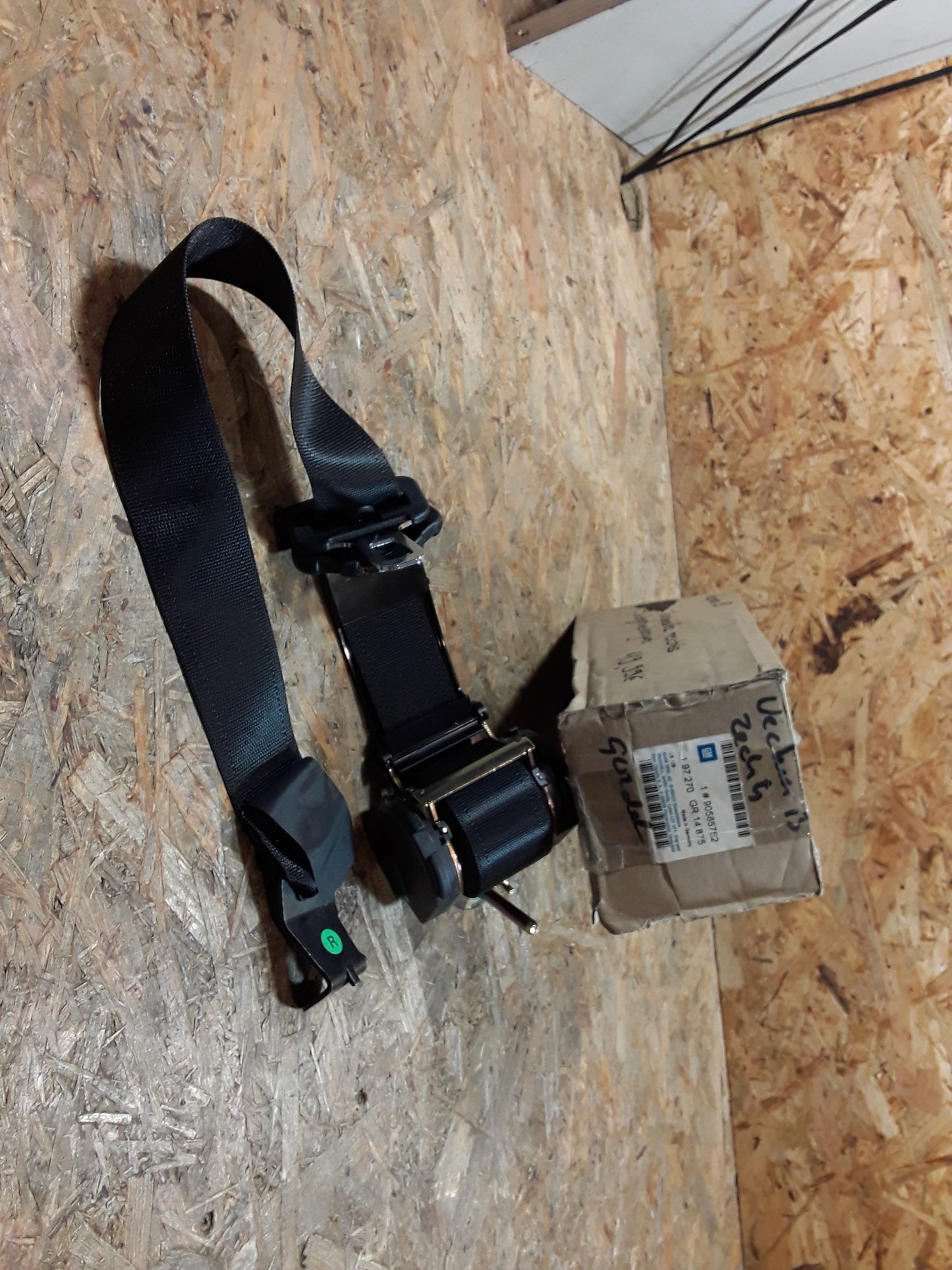 Vectra B Vordersitz rechts Sicherheitsgurt original GM Opel NEU