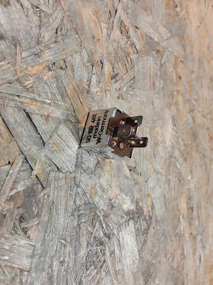 Omega A/B Vectra A Astra F Relais original GM Opel NEU