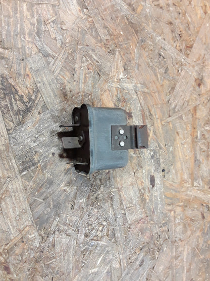 Rekord E Relais Auto original GM Opel NEU