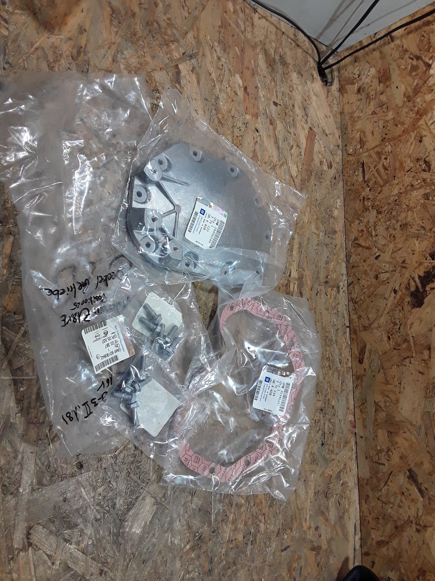 Saab 9-3 2 1,8l 16V  Getriebesatz original GM Opel NEU