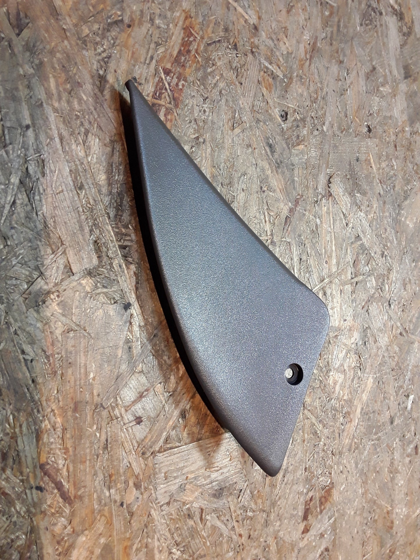 Omega A Einsatzecke rechts original GM Opel NEU