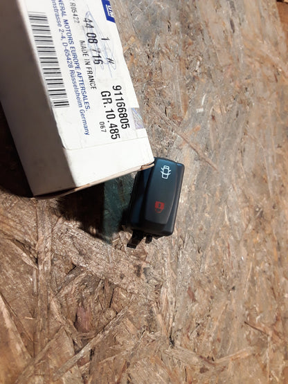 Vivaro Schalteröffnung Blende Amaturenbrett original GM Opel NEU