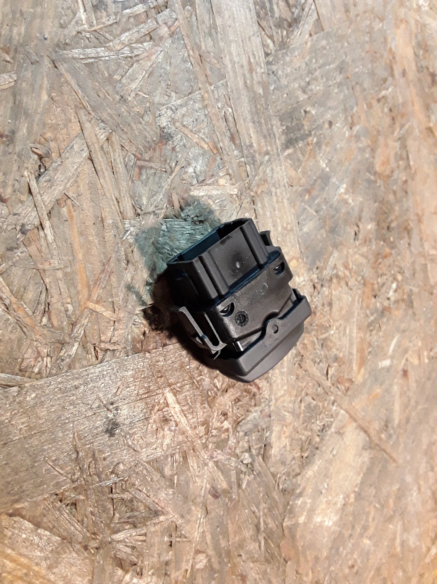 Vivaro Schalteröffnung Blende Amaturenbrett original GM Opel NEU